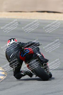 media/Mar-13-2022-SoCal Trackdays (Sun) [[112cf61d7e]]/Turn 10 Backside (105pm)/